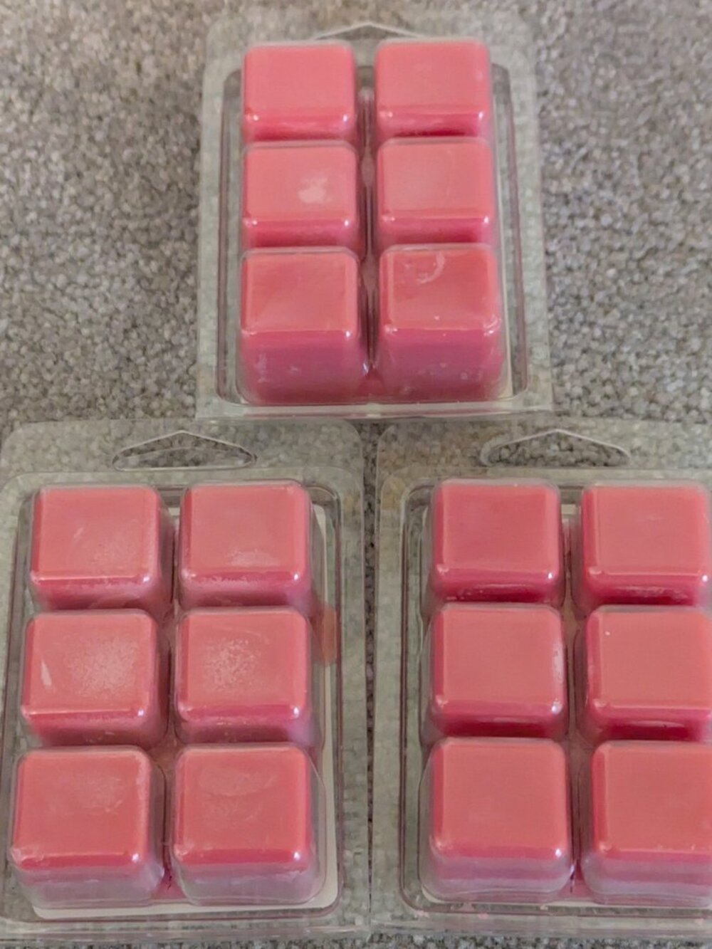 Lot of 3 Strawberry Scented Wax Melts 100% Soy Wax Tarts Home Fragrance - Picture 3 of 5